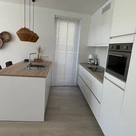 Apartman 4 Pers Garage Parkzicht