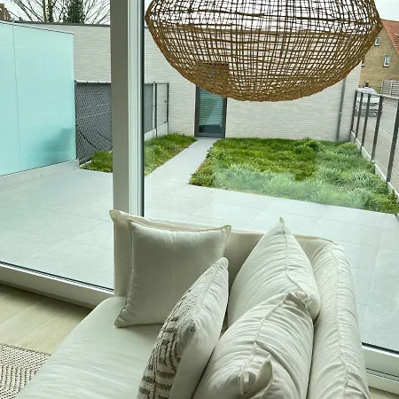 4 Pers Garage Parkzicht Apartamento Nieuwpoort